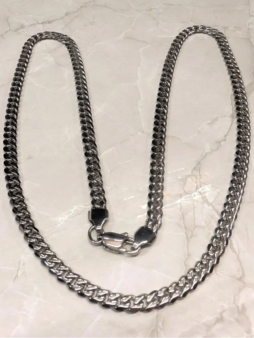 New Cuban Link Chain 5MM 22 Inch Stainless Steel Necklace Mens SilverTone Unisex